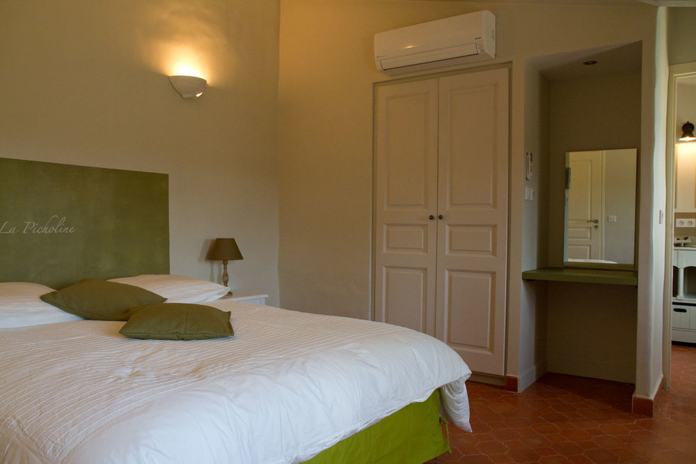 Domaine De La Pomme Hotell Trets Exteriör bild