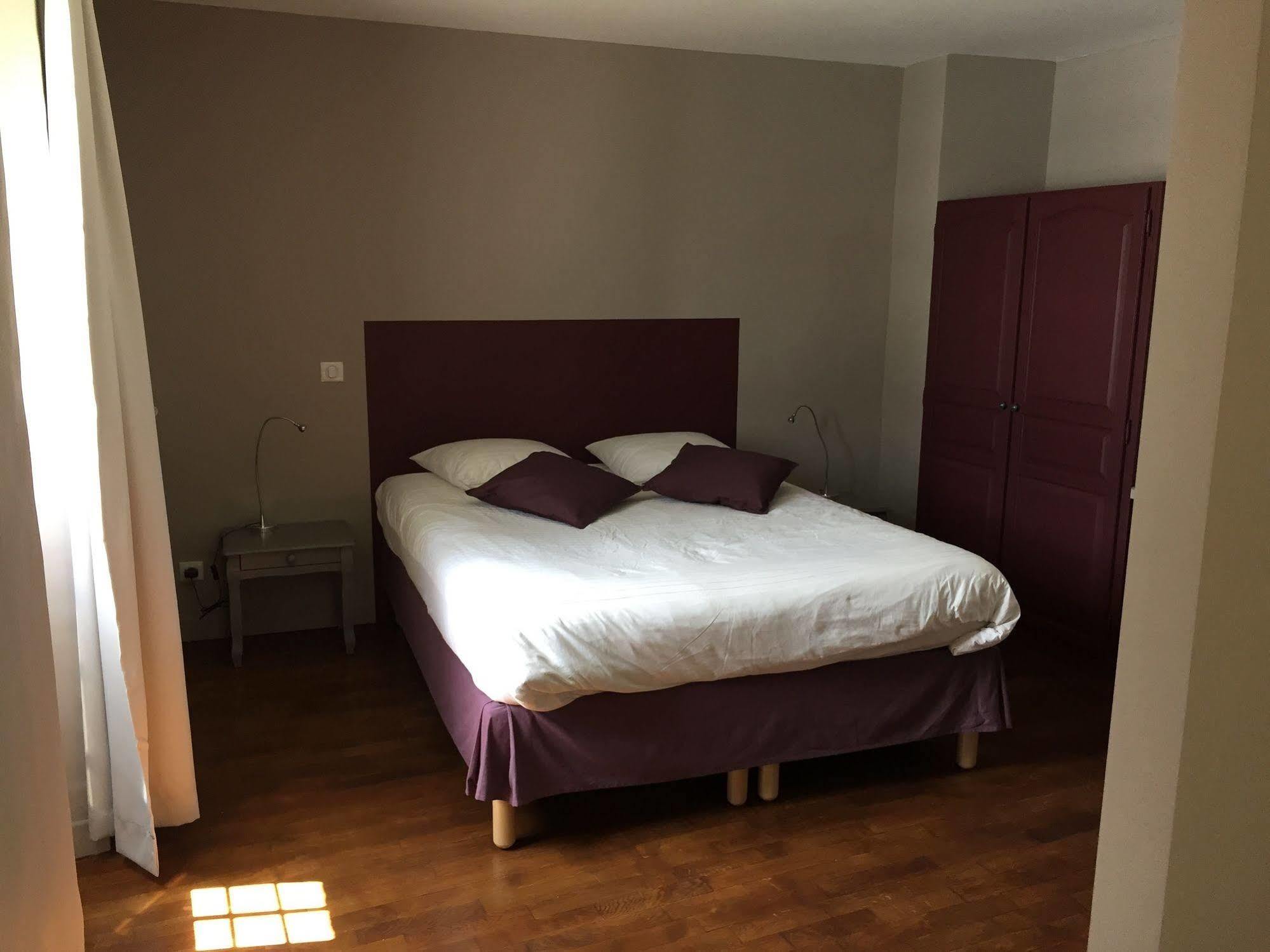 Domaine De La Pomme Hotell Trets Exteriör bild