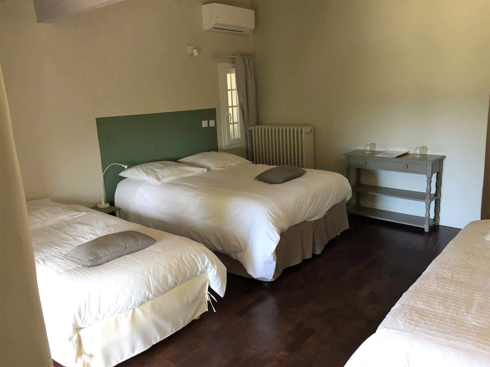 Domaine De La Pomme Hotell Trets Exteriör bild