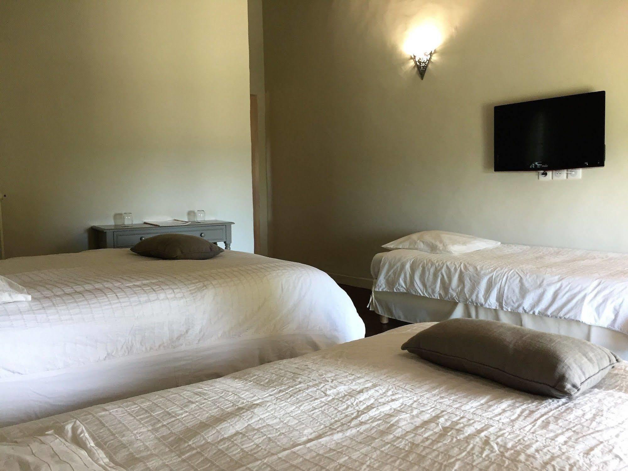 Domaine De La Pomme Hotell Trets Exteriör bild