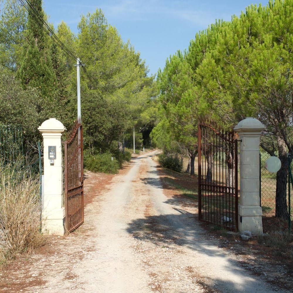 Domaine De La Pomme Hotell Trets Exteriör bild